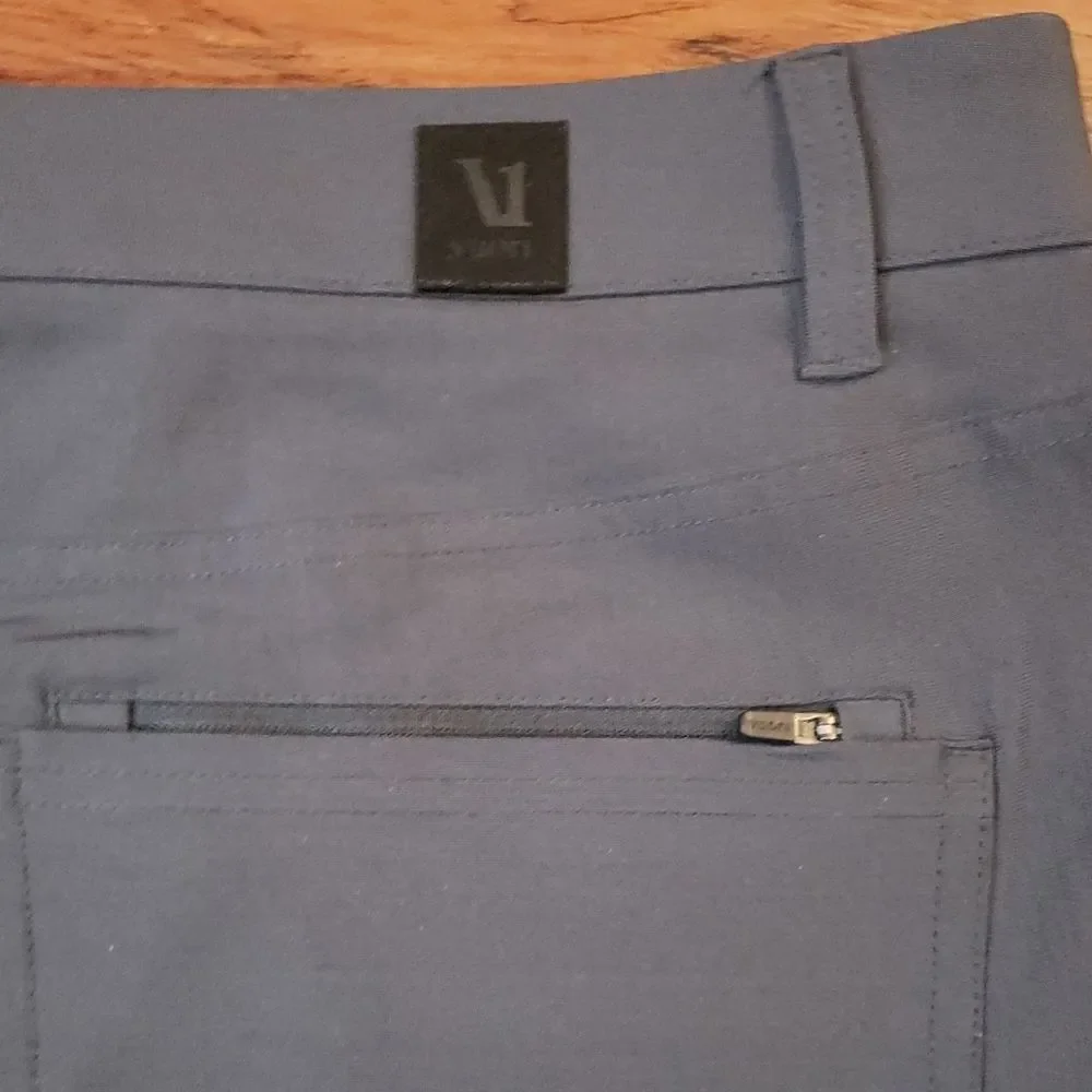 Vuori Men's Gray Pants Size 36 Athleisure Casual Trendy Comfy Workwear
